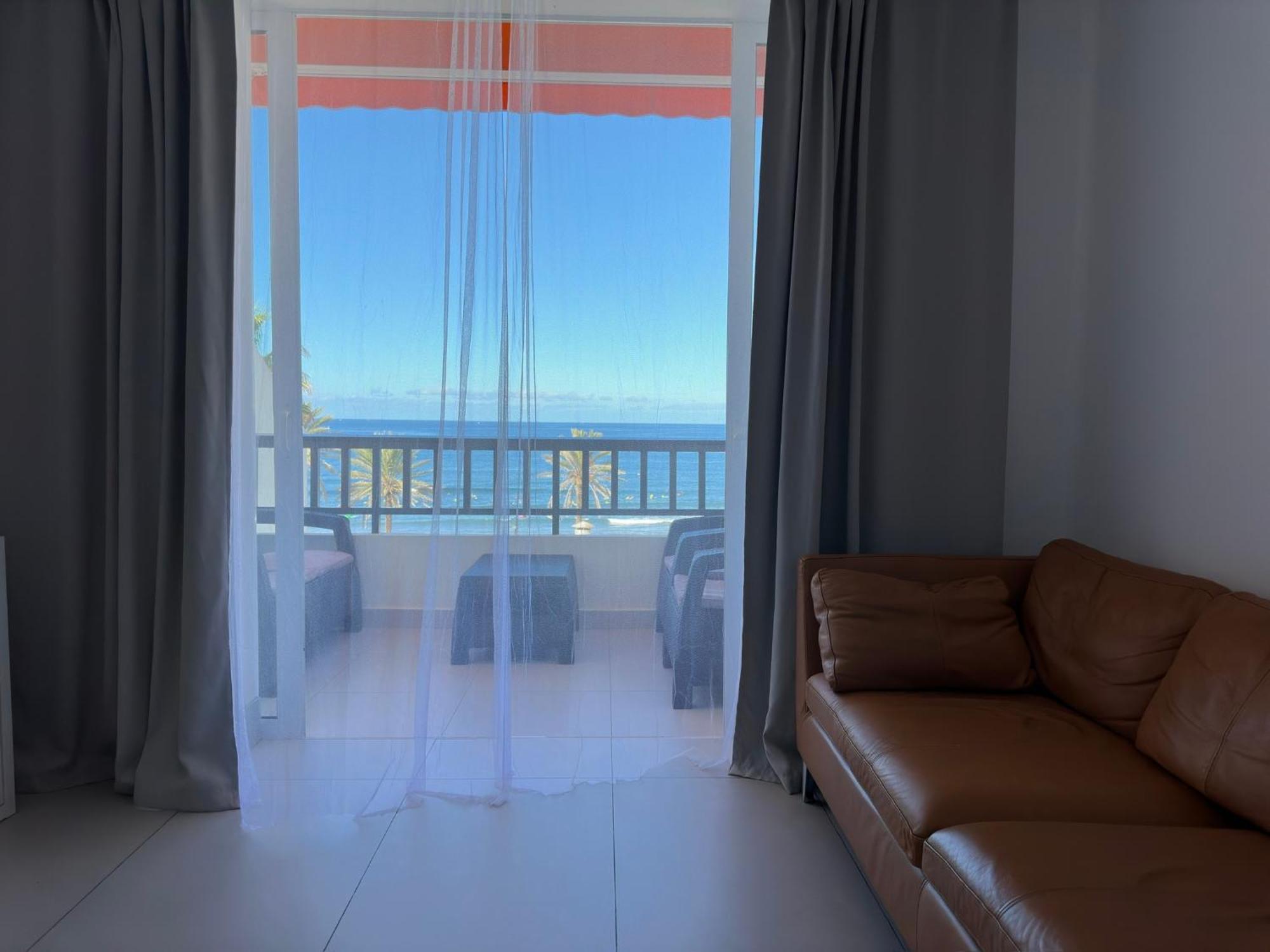 Parque Santiago II , Renovated, Ocean View, Heated Swimming Pool ! Apartment Playa de las Americas  Bagian luar foto